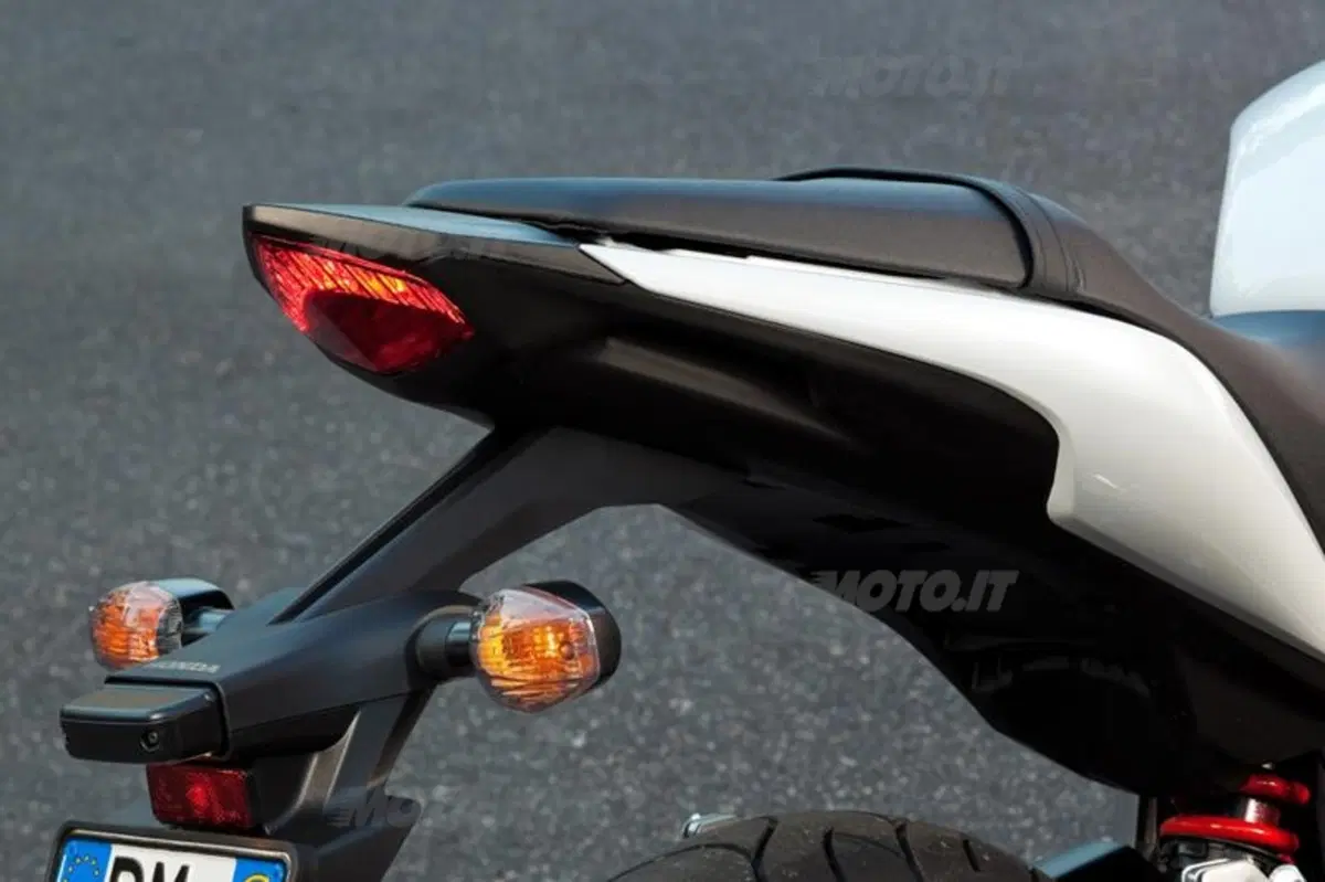 Honda Hornet 600   (48)