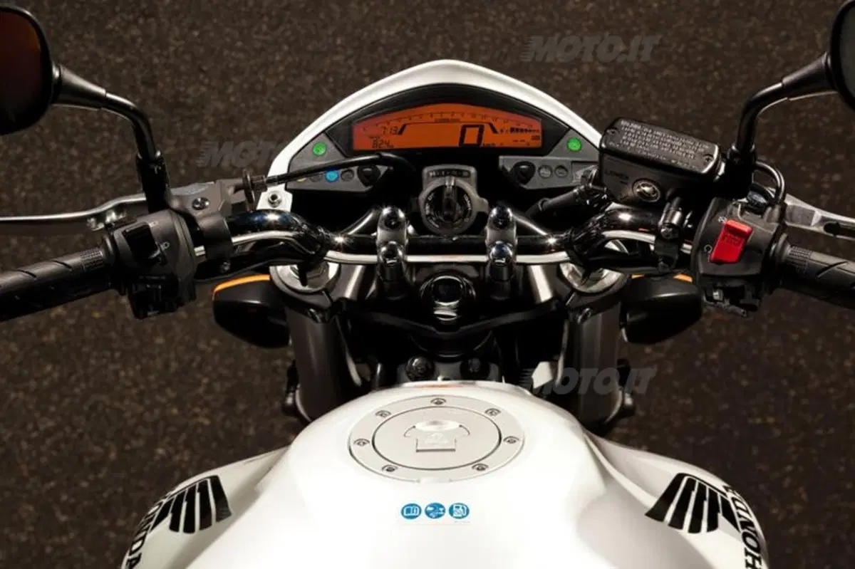 Honda Hornet 600   (51)