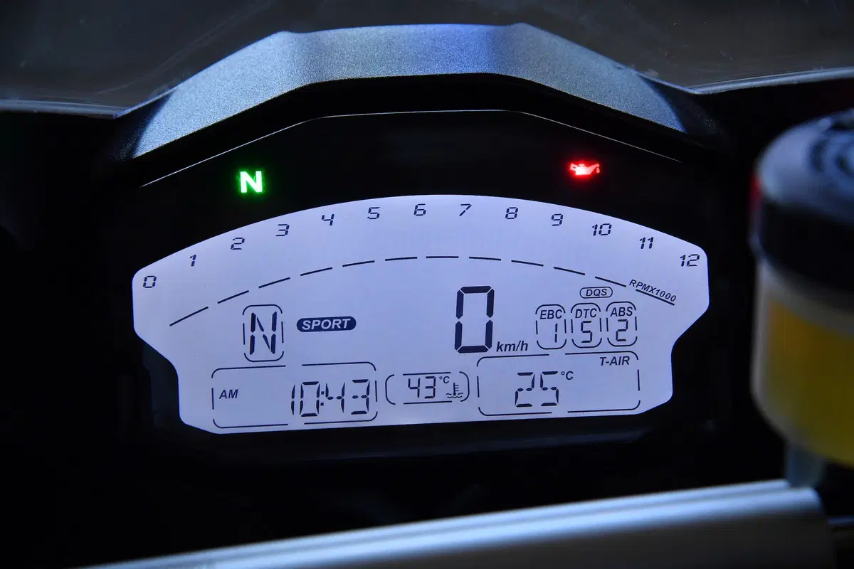 Ducati Panigale 959 Corse vs MV Agusta F3 800 RC. Medie per scelta (23)