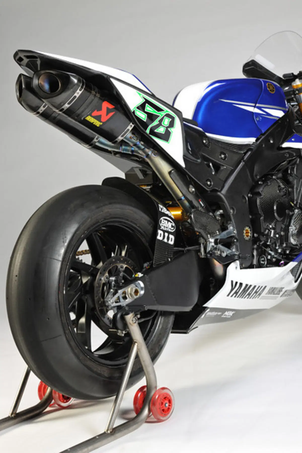 Yamaha svela la livrea del team SBK (4)
