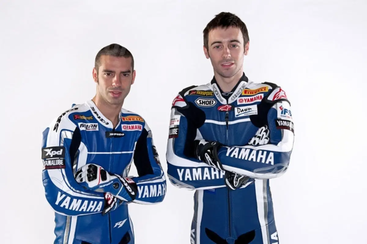 Yamaha svela la livrea del team SBK (5)