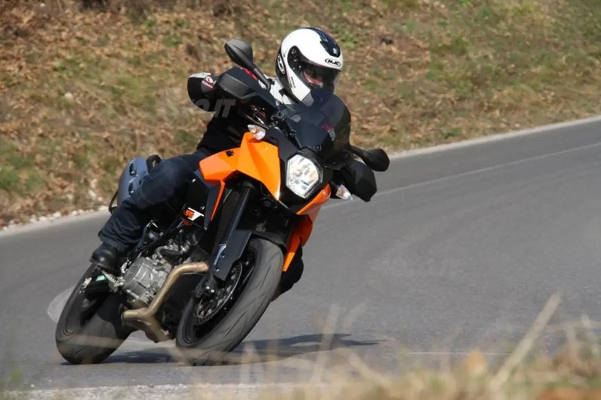 KTM 990 SMT  ABS  (5)