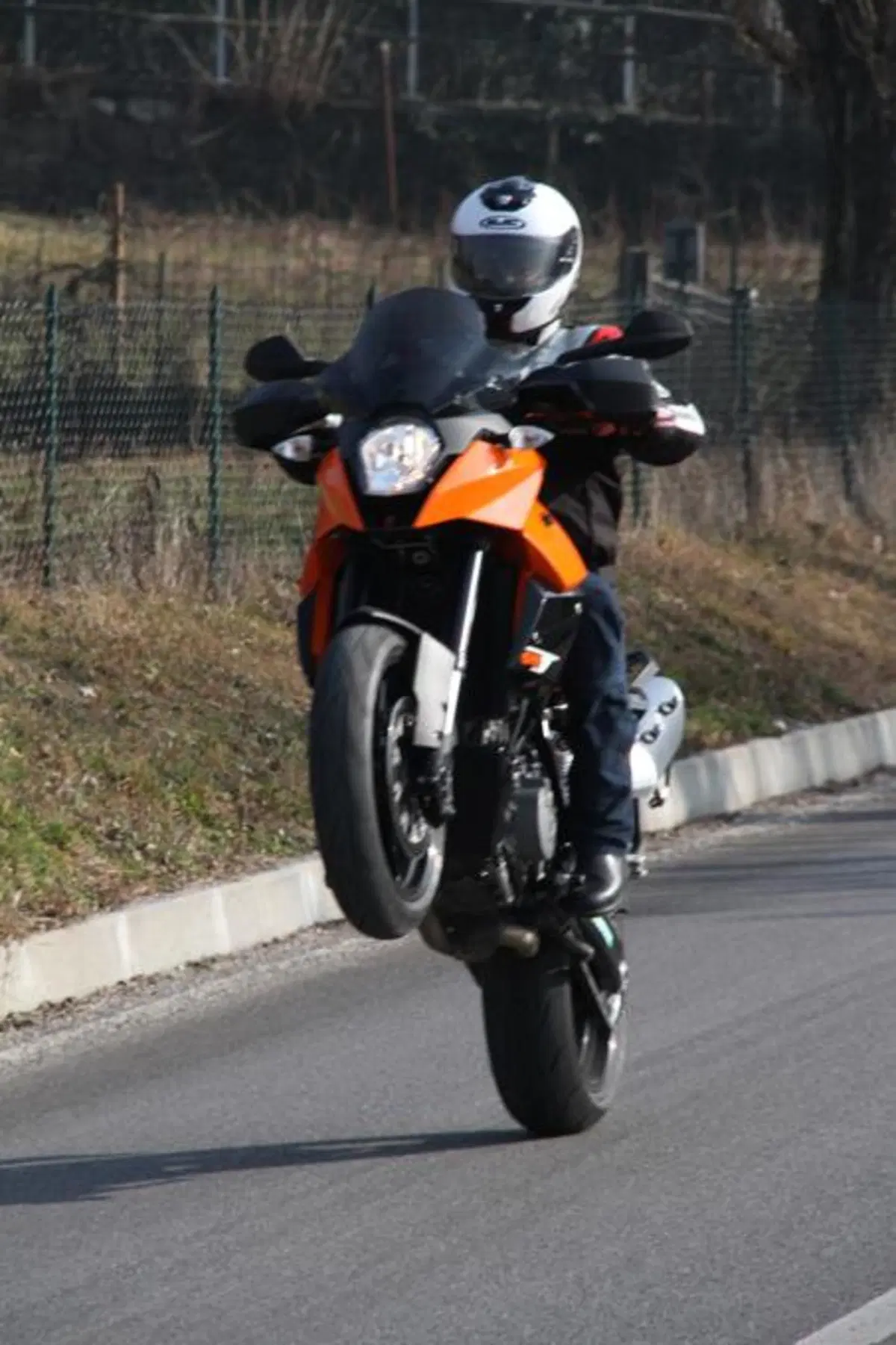 KTM 990 SMT  ABS  (10)