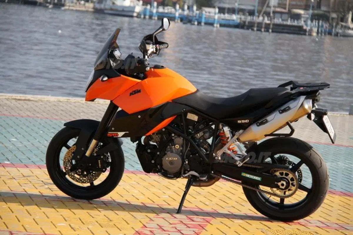 KTM 990 SMT  ABS  (17)