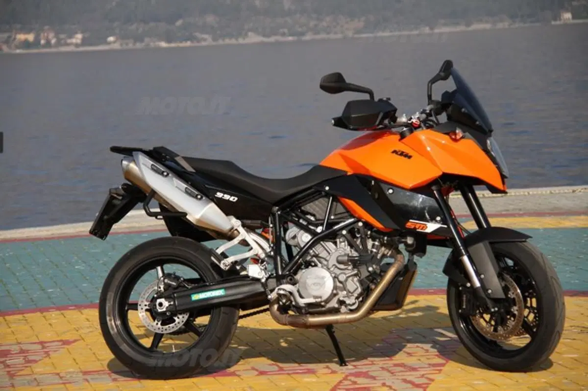KTM 990 SMT  ABS  (21)