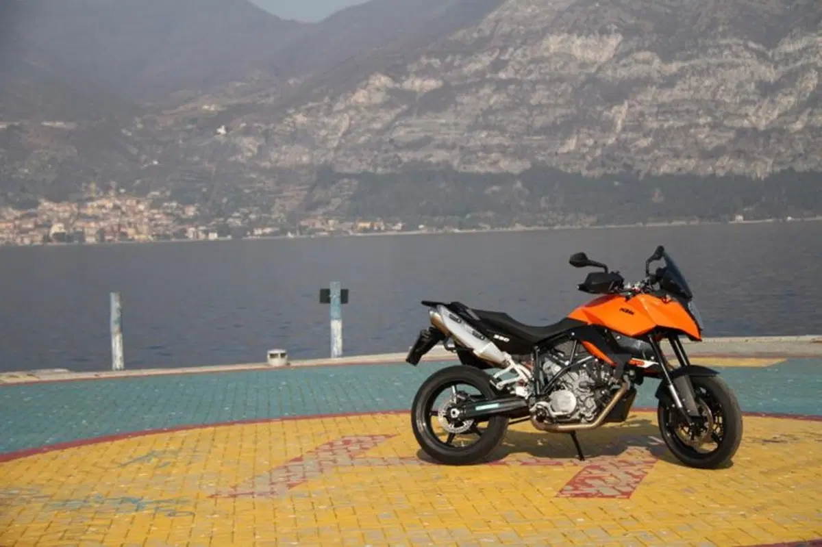 KTM 990 SMT  ABS  (22)