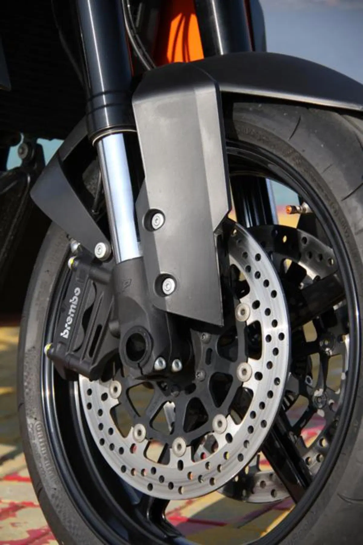 KTM 990 SMT  ABS  (25)