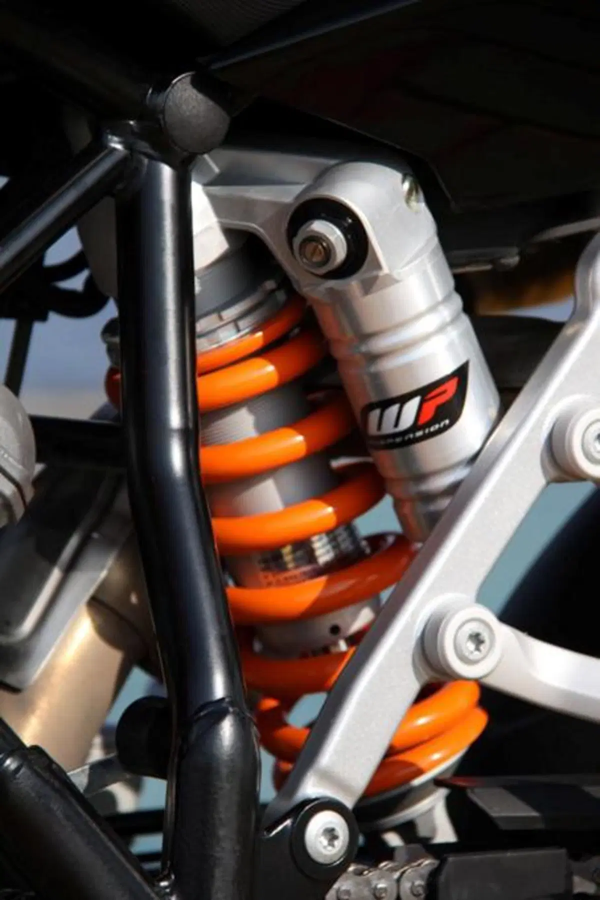 KTM 990 SMT  ABS  (32)