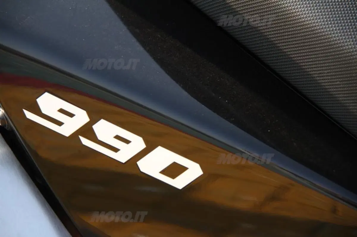 KTM 990 SMT  ABS  (37)