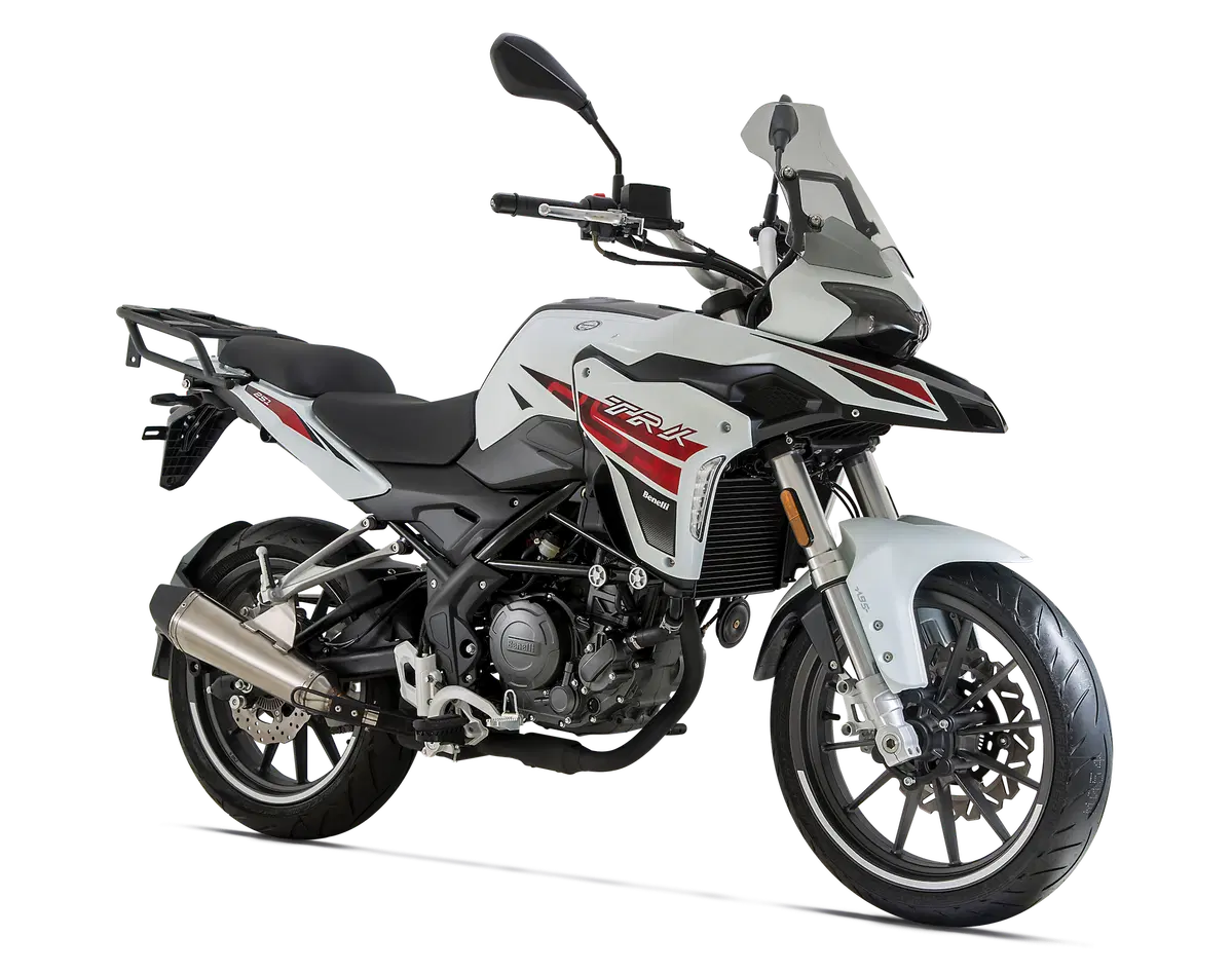 Benelli TRK 251: ecco il prezzo (6)