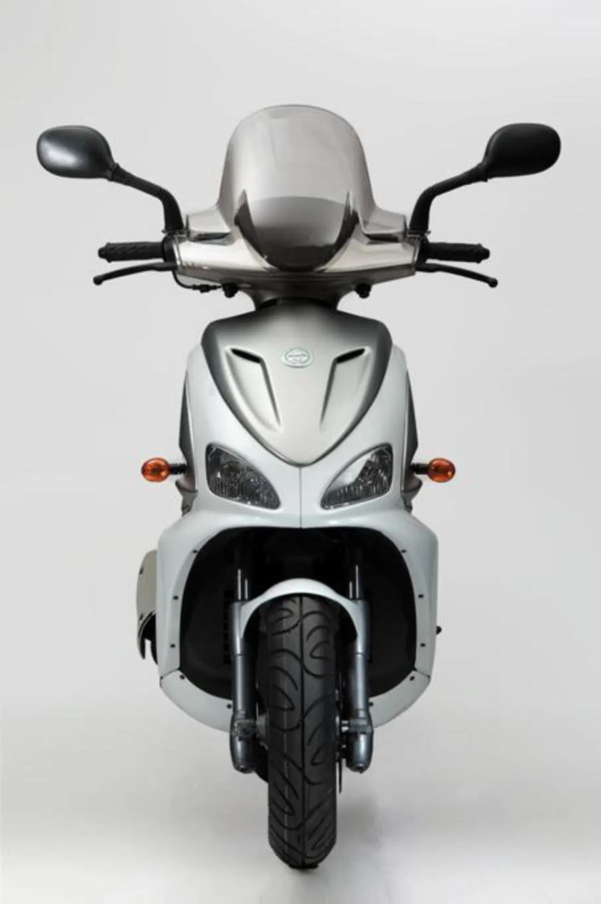 Nuovo Benelli Velvet 150 (6)