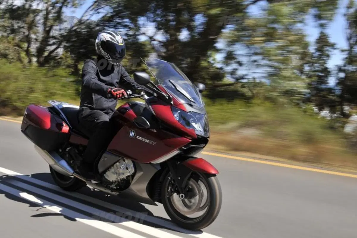 BMW K1600 GT e GTL   (3)