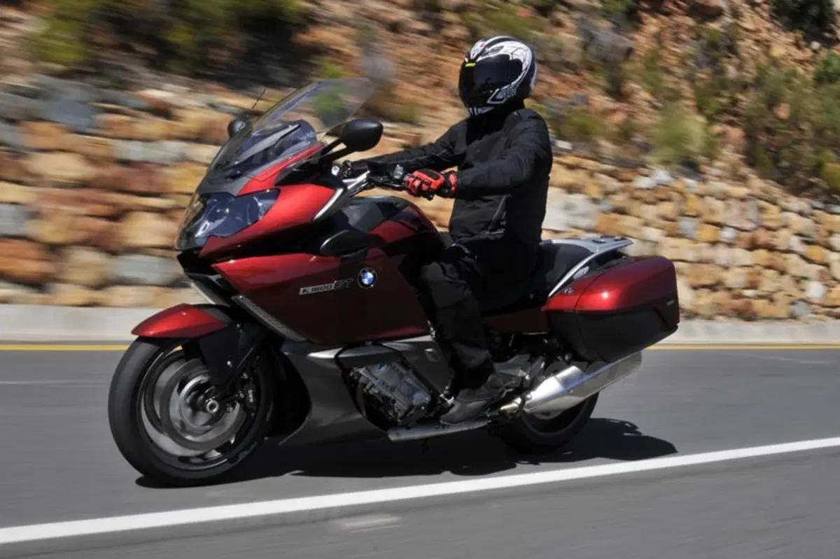 BMW K1600 GT e GTL   (5)