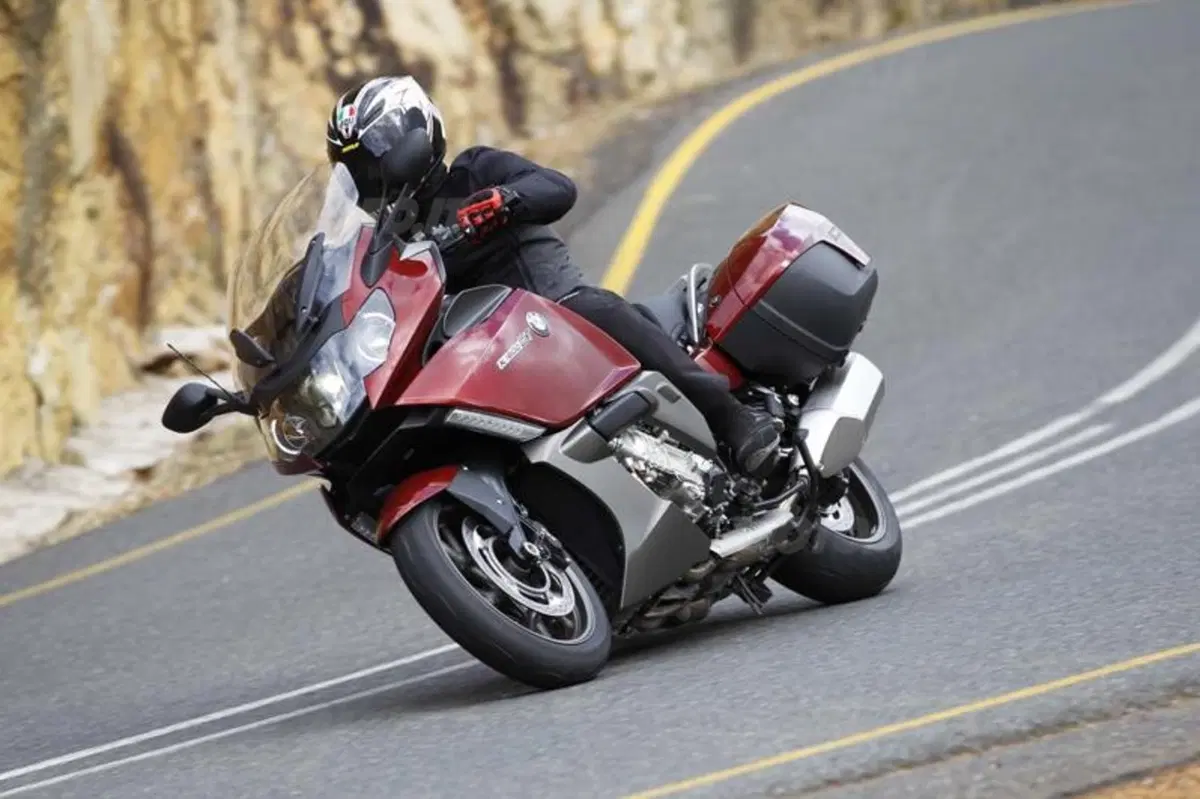 BMW K1600 GT e GTL   (8)