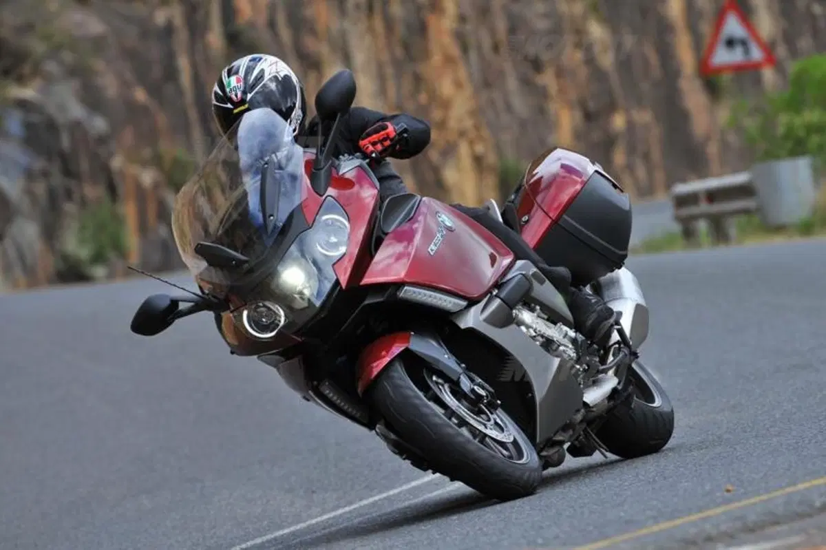 BMW K1600 GT e GTL   (14)