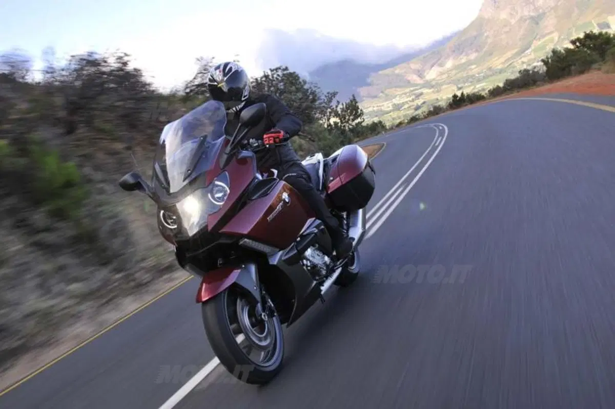 BMW K1600 GT e GTL   (20)