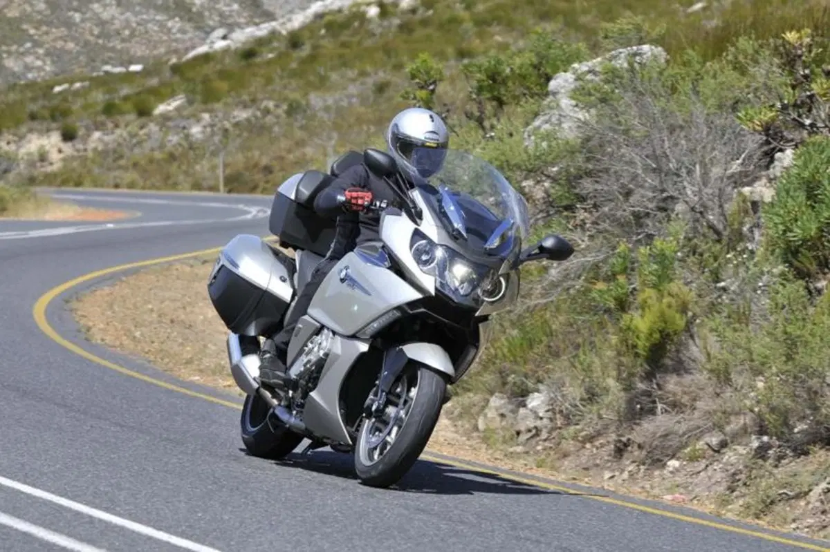 BMW K1600 GT e GTL   (34)