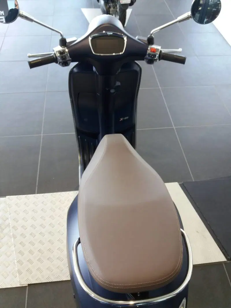 Vespa Primavera 125 (2021 - 23) (2)