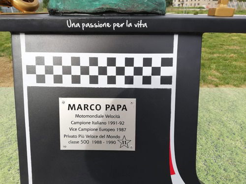 Una rotonda per ricordare Marco Papa (7)