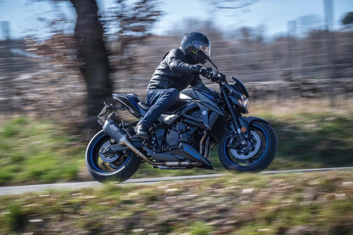 Suzuki GSX-S 750 Yugen (9)