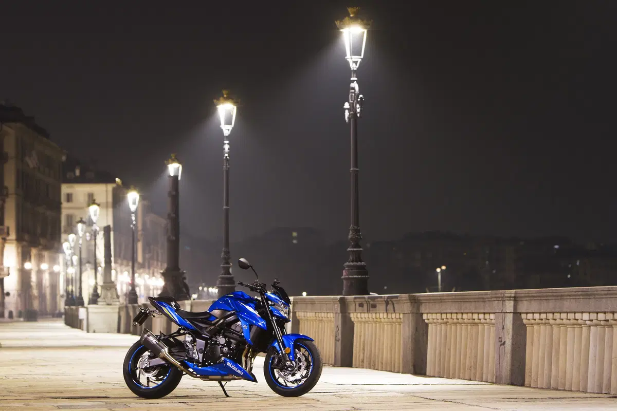 Suzuki GSX-S 750 Yugen (15)