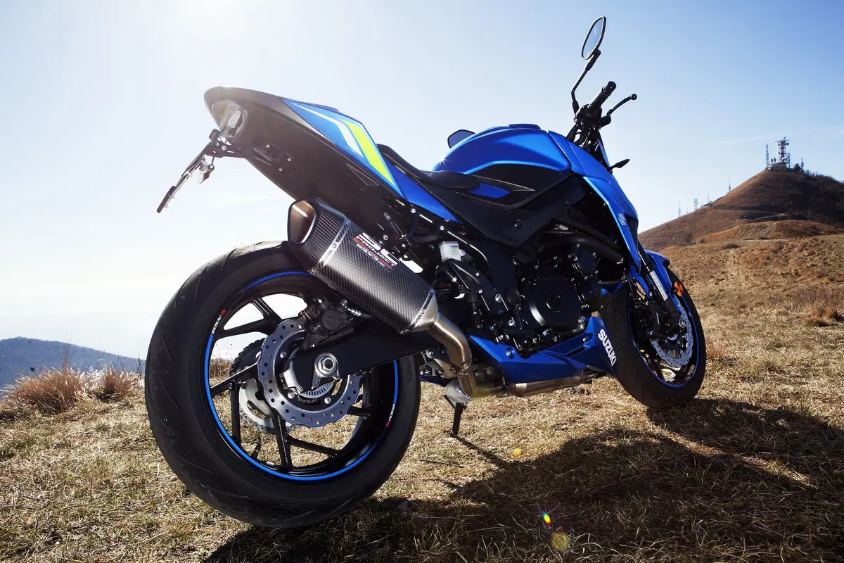 Suzuki GSX-S 750 Yugen (23)
