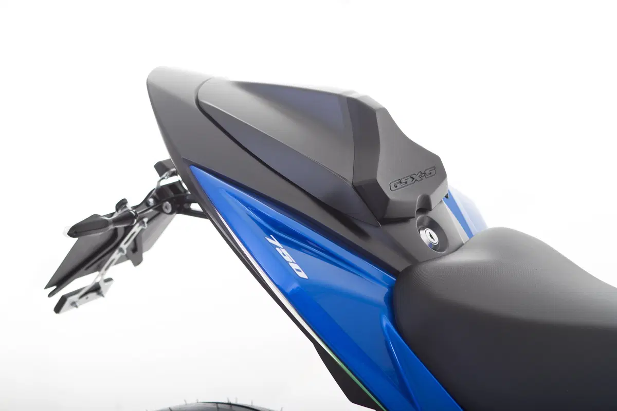 Suzuki GSX-S 750 Yugen (25)