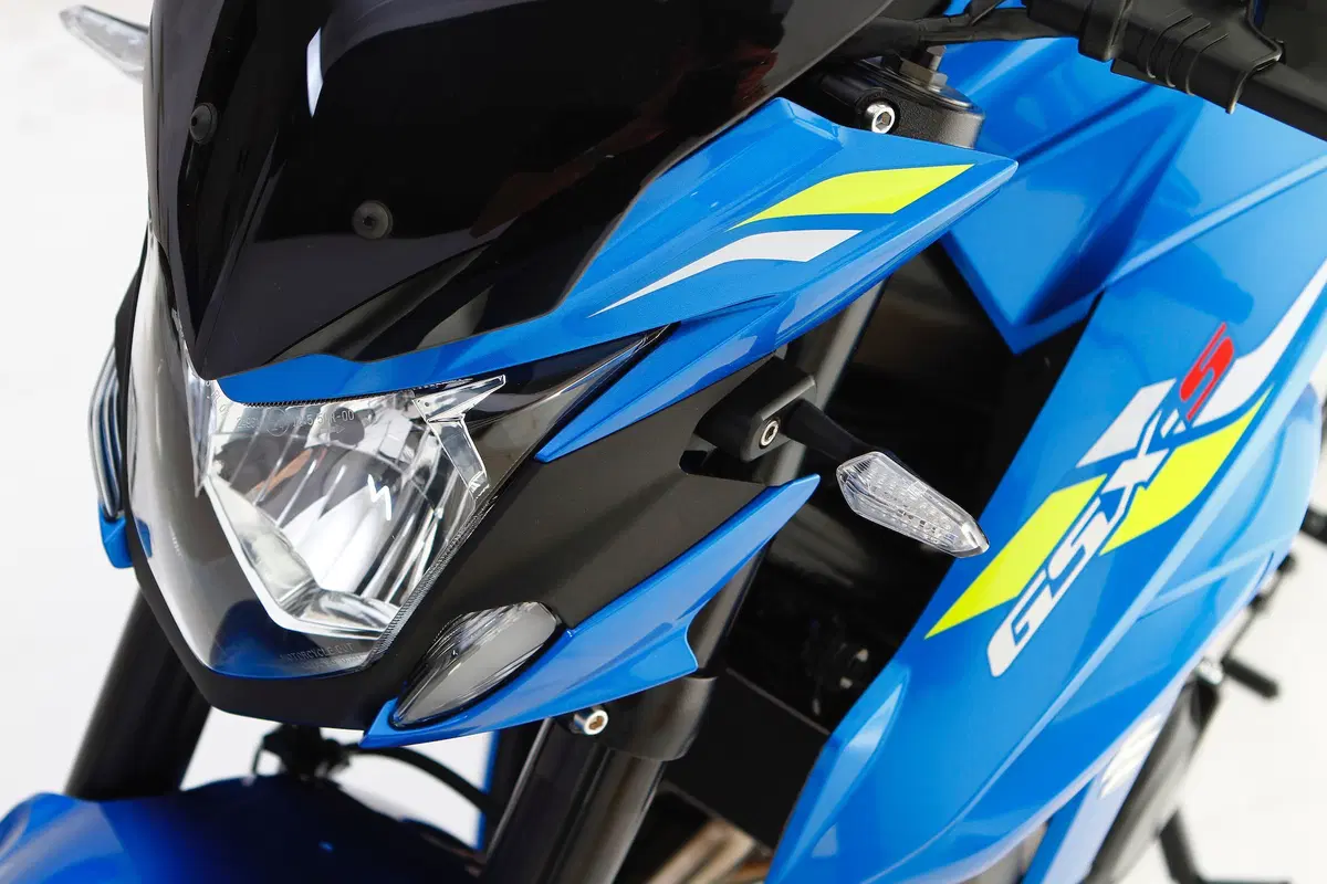 Suzuki GSX-S 750 Yugen (33)