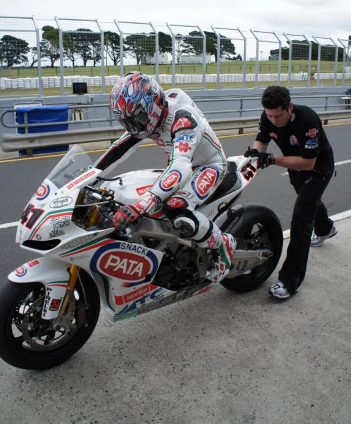 SBK. Checa domina la 2ª giornata di prove a Phillip Island (2)
