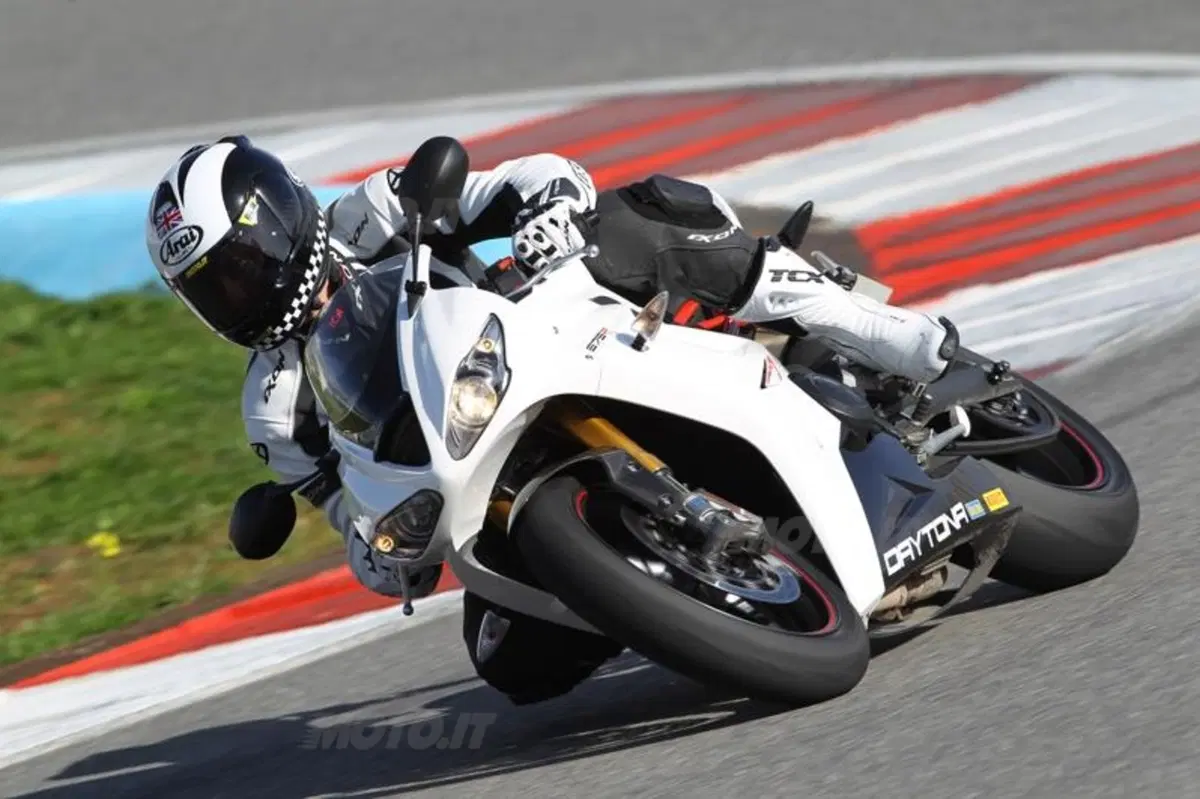 Triumph Daytona 675R  