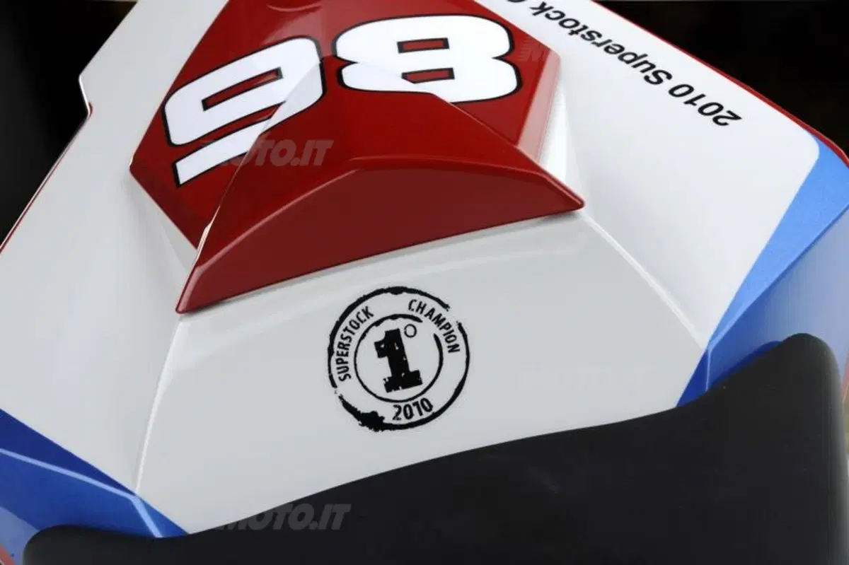 BMW S 1000 RR Superstock Limited Edition (8)