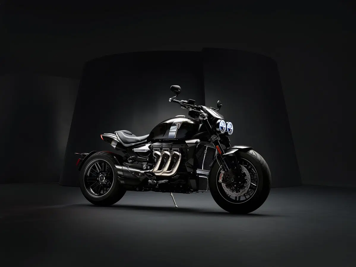 Triumph Rocket 3 TFC 2019: serie limitata e motore 2.500 cc (6)