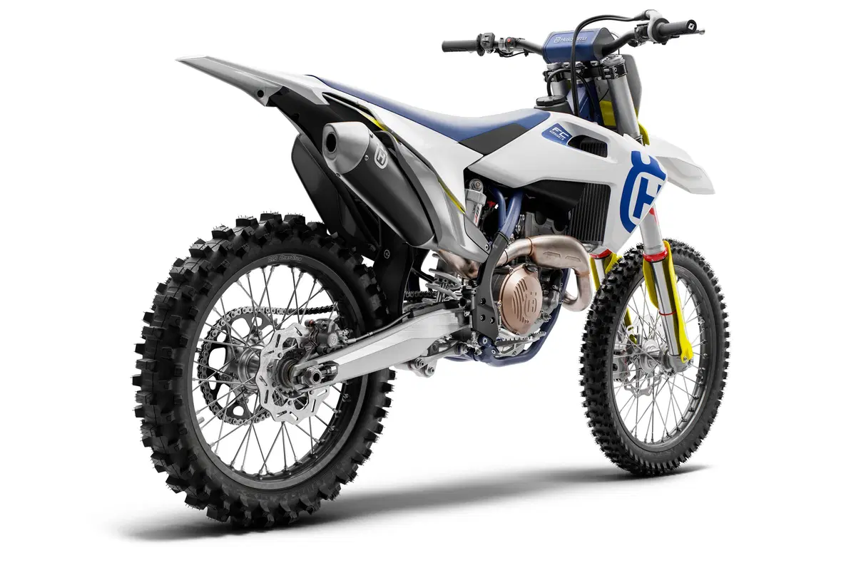 Husqvarna Motocross gamma 2020: sono nove i modelli (18)