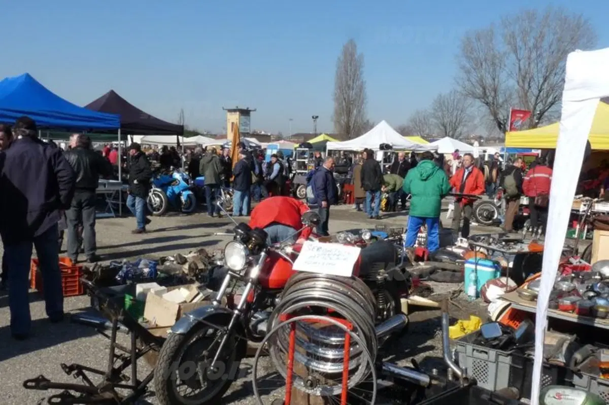 La fotogallery della Fiera di Novegro 2011 (23)