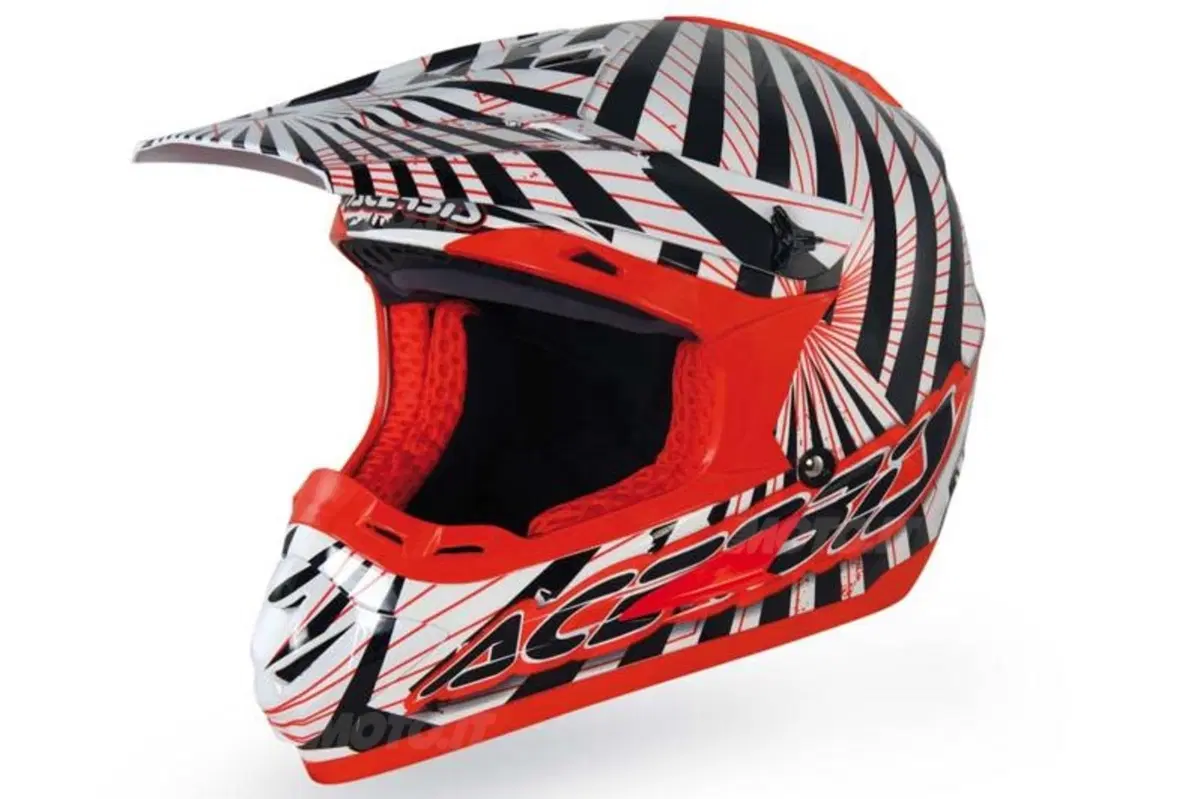 Nuove grafiche per il casco Acerbis On Way 2011 (3)