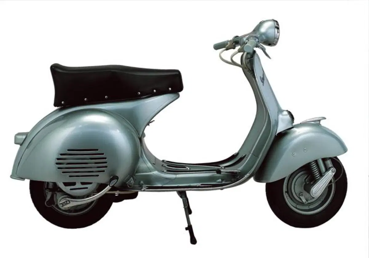La Vespa festeggia il 150° anniversario dell'unità nazionale (2)