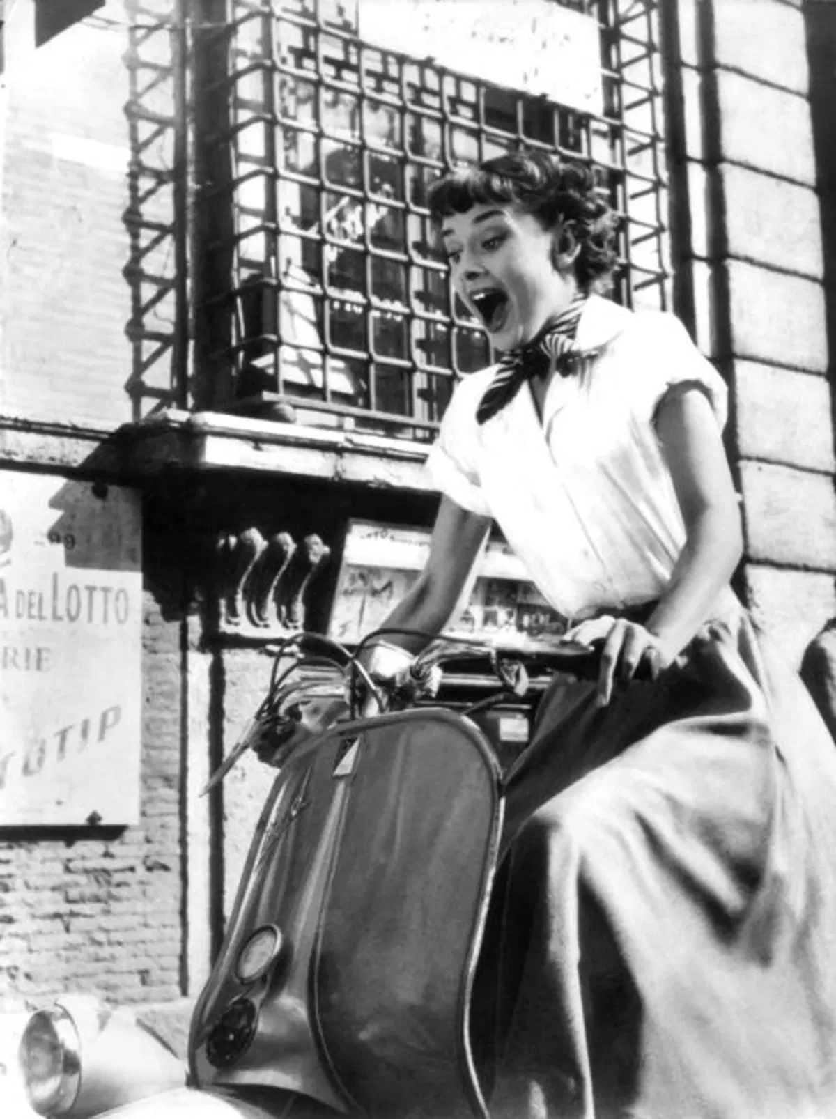 La Vespa festeggia il 150° anniversario dell'unità nazionale (4)