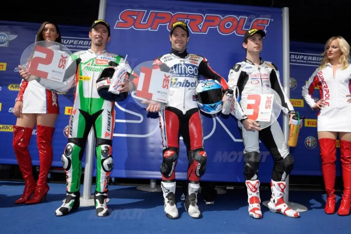 SBK. Checa conquista la Superpole di Phillip Island (5)