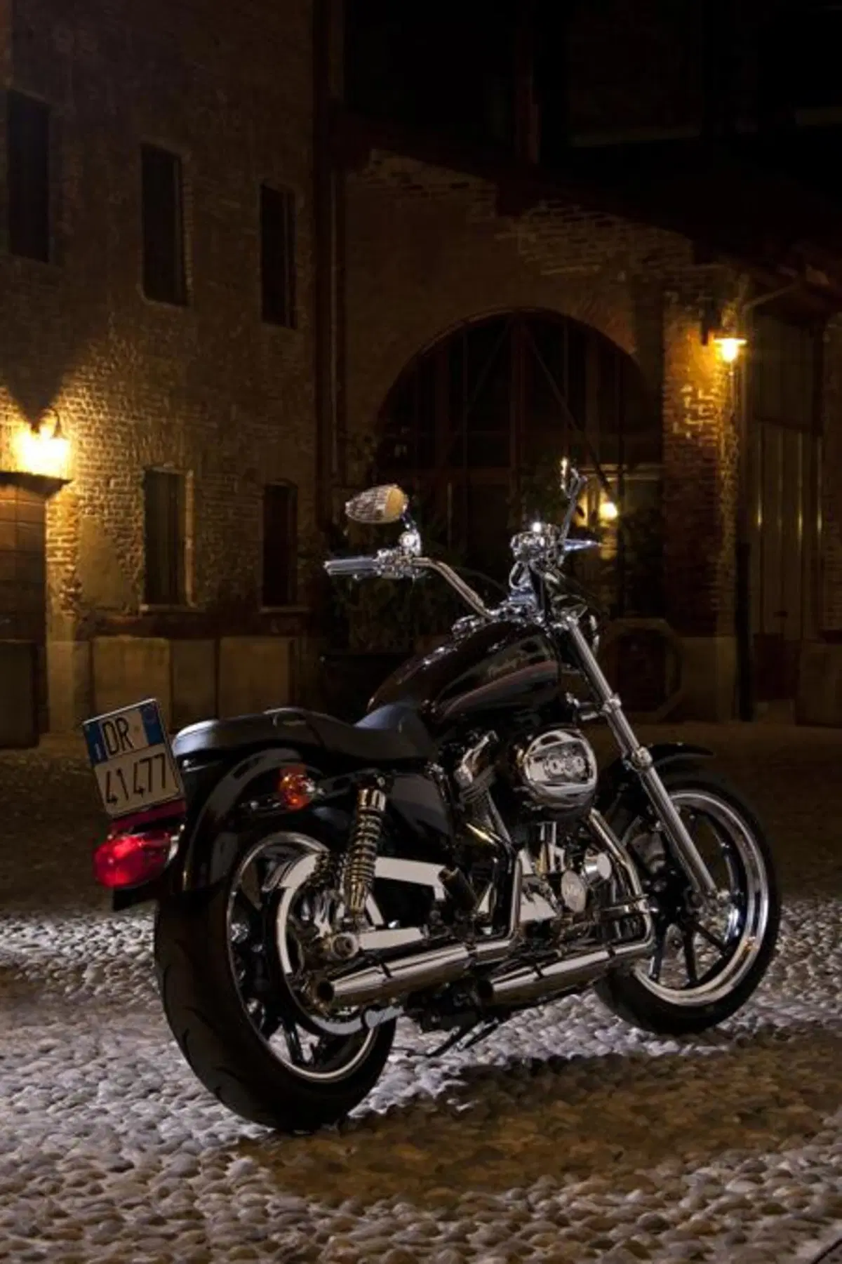 Harley-Davidson. Sei moto speciali per presentare la linea accessori 2011 (27)