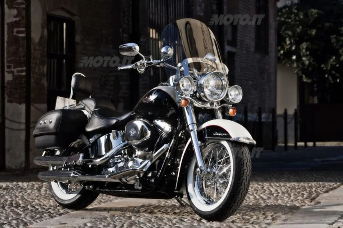 Harley-Davidson. Sei moto speciali per presentare la linea accessori 2011 (38)