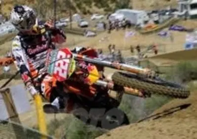 Tony Cairoli presenta il suo nuovo sito Internet
