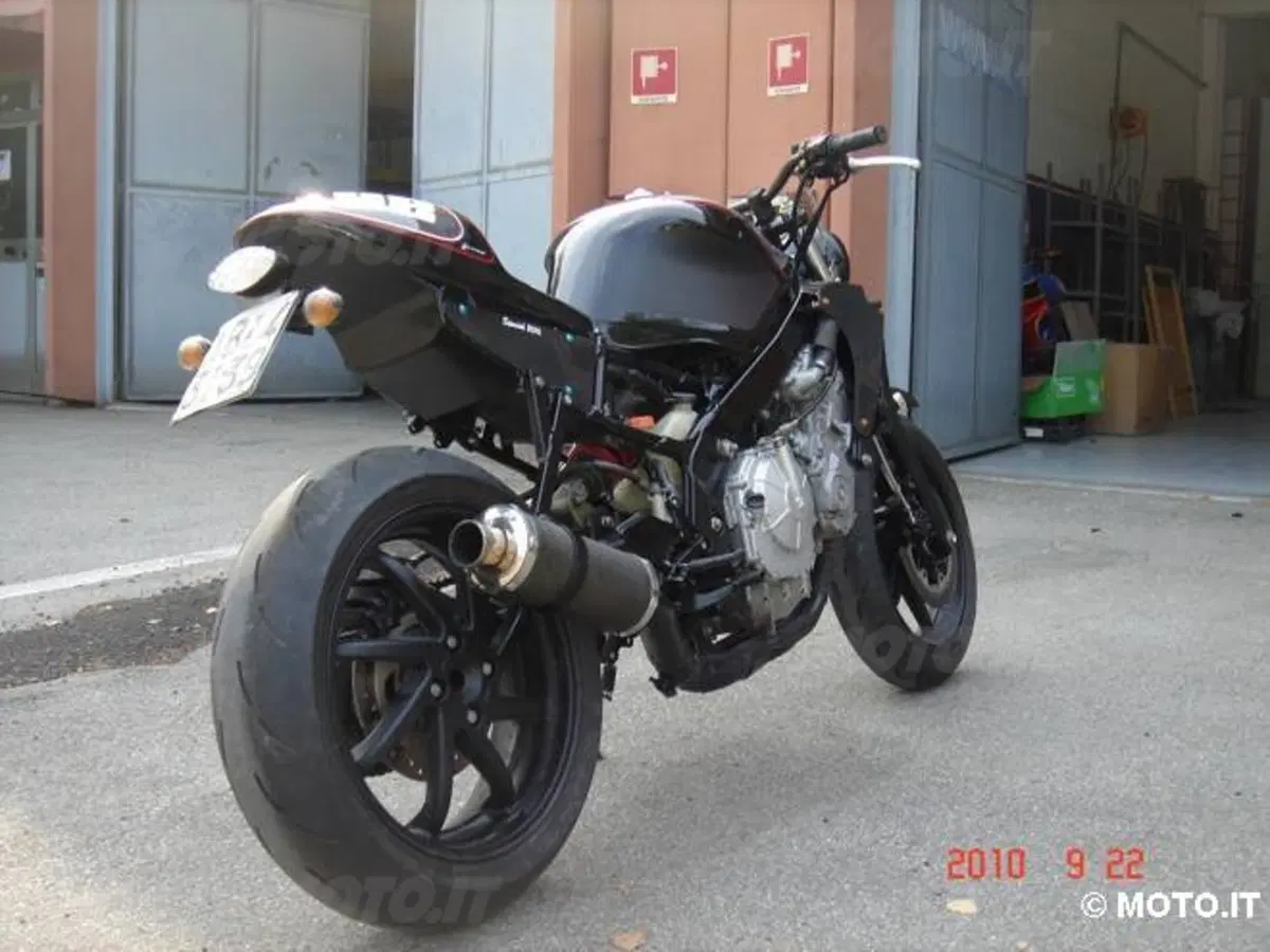 Le Strane di Moto.it: Honda CBR 600 F Special (2)