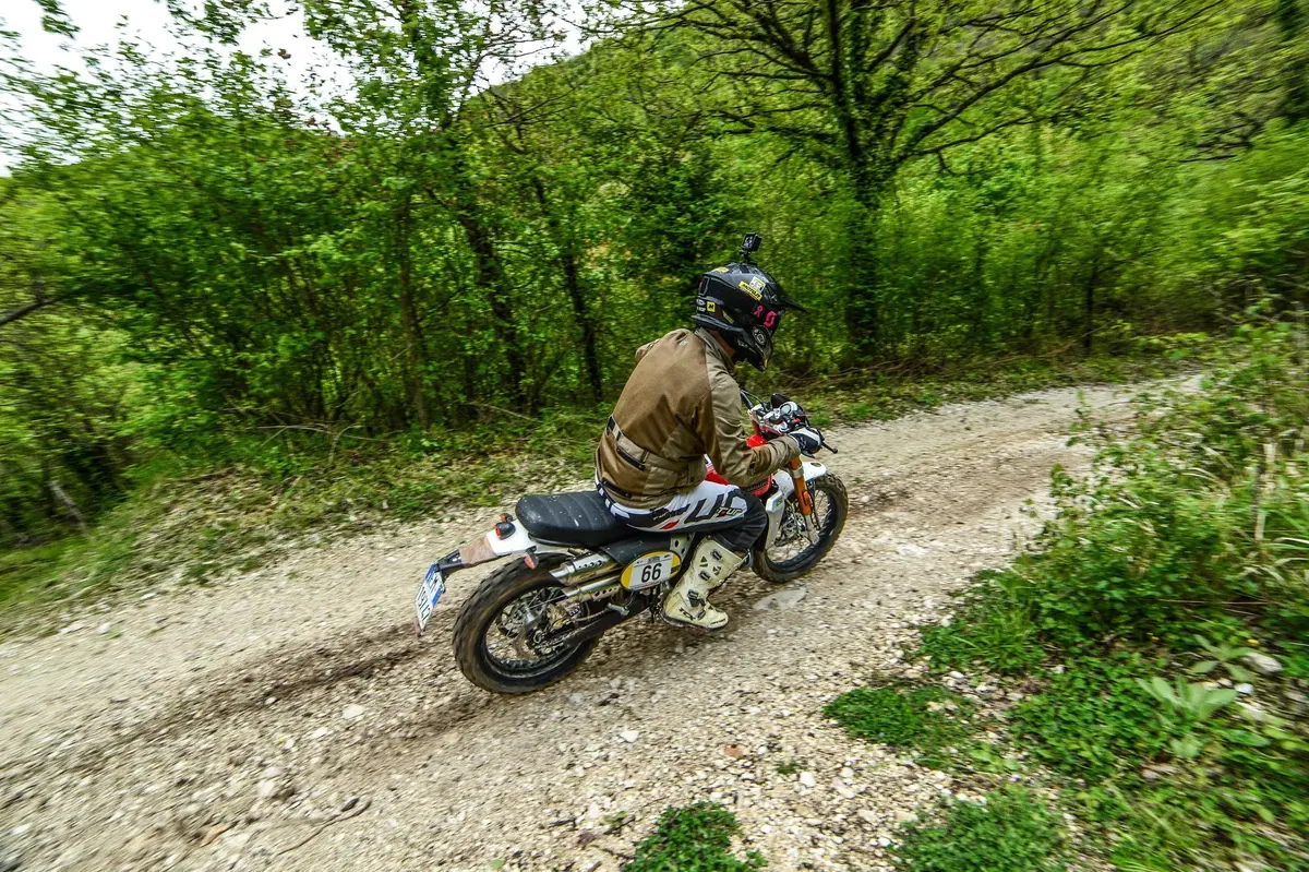 Trofeo Maxienduro e Scrambler a Spoleto: che gara con la Caballero! (4)