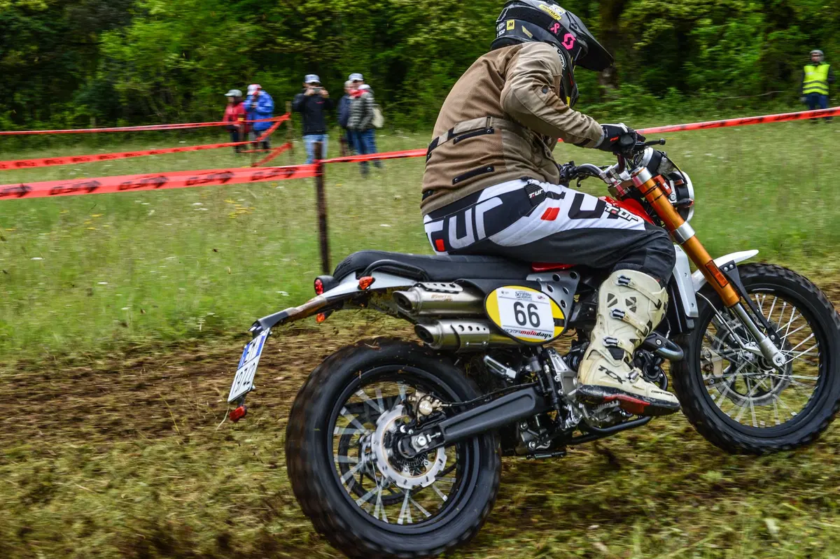 Trofeo Maxienduro e Scrambler a Spoleto: che gara con la Caballero! (7)