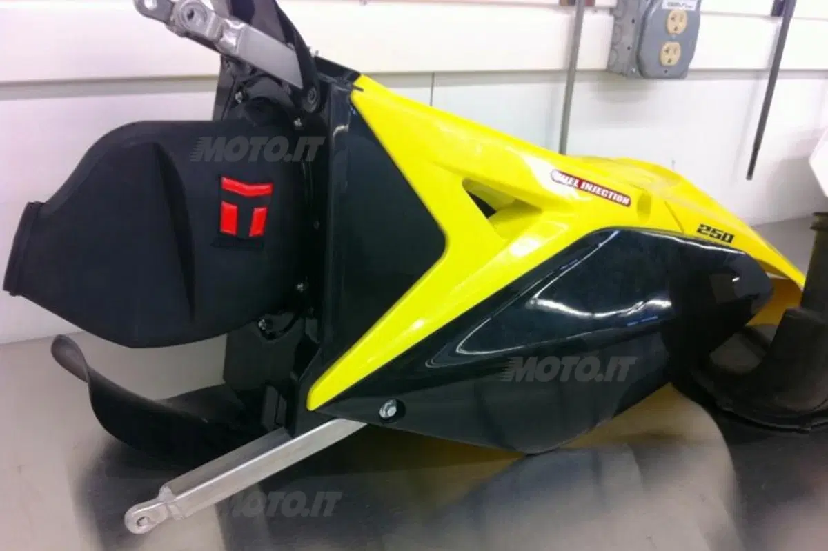 Kit Moto Tassinari AIR4ORCE da Faster96