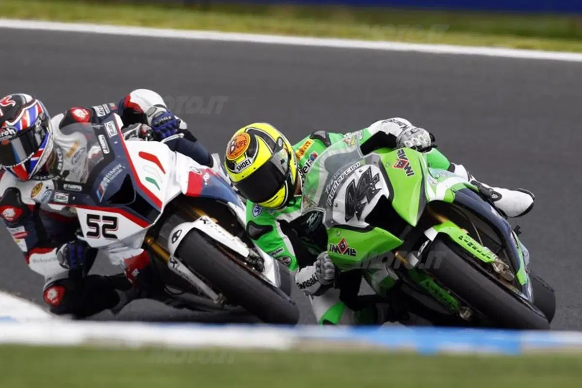 Rolfo e la Kawasaki ZX-10R si son ben comportati a Phillip Island (9)
