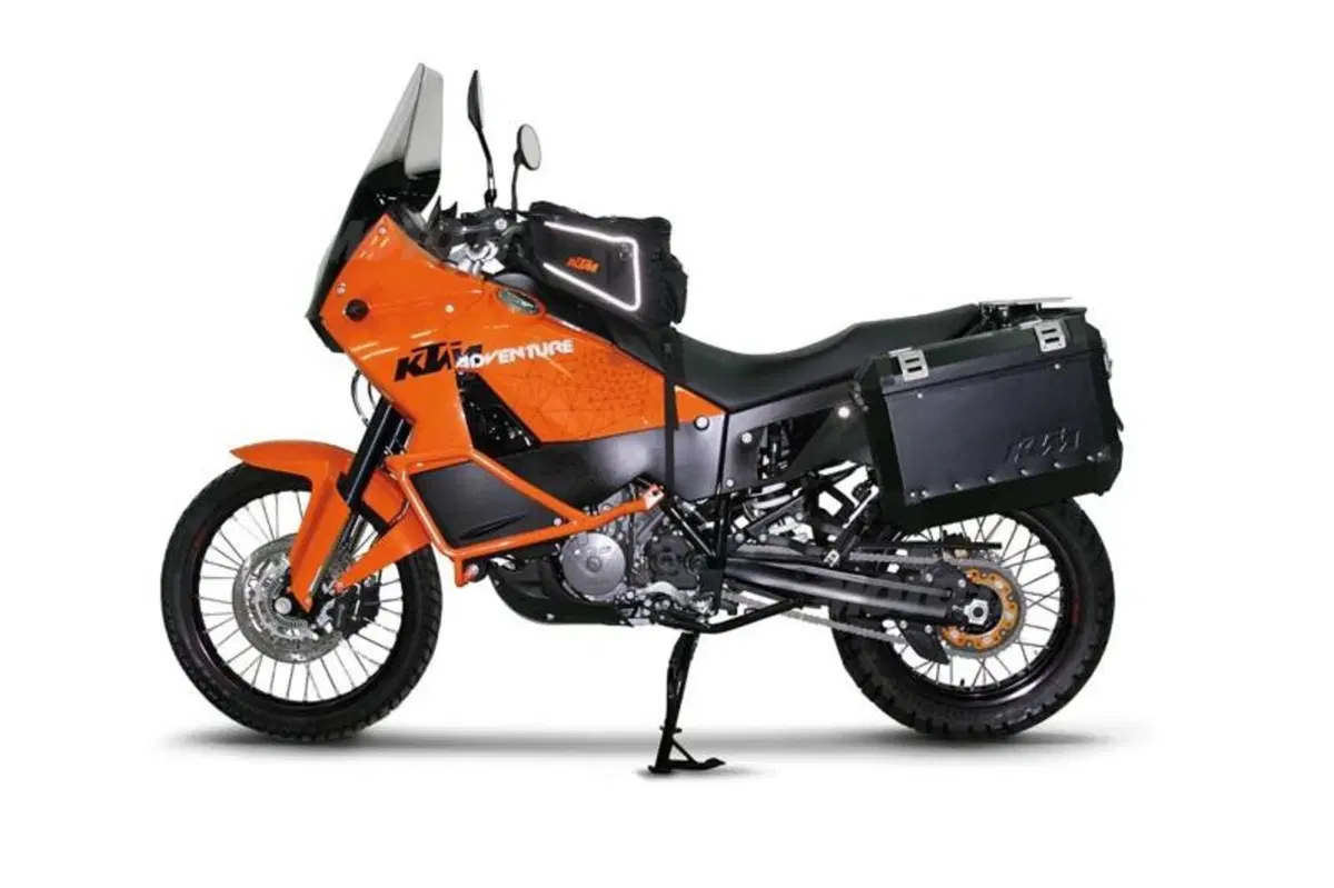 KTM 990 SMT e 990 Adventure con il Kit Traveller in promozione