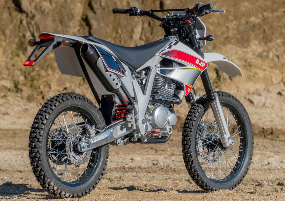 AJP PR3 125 Enduro (2019 - 20) (4)