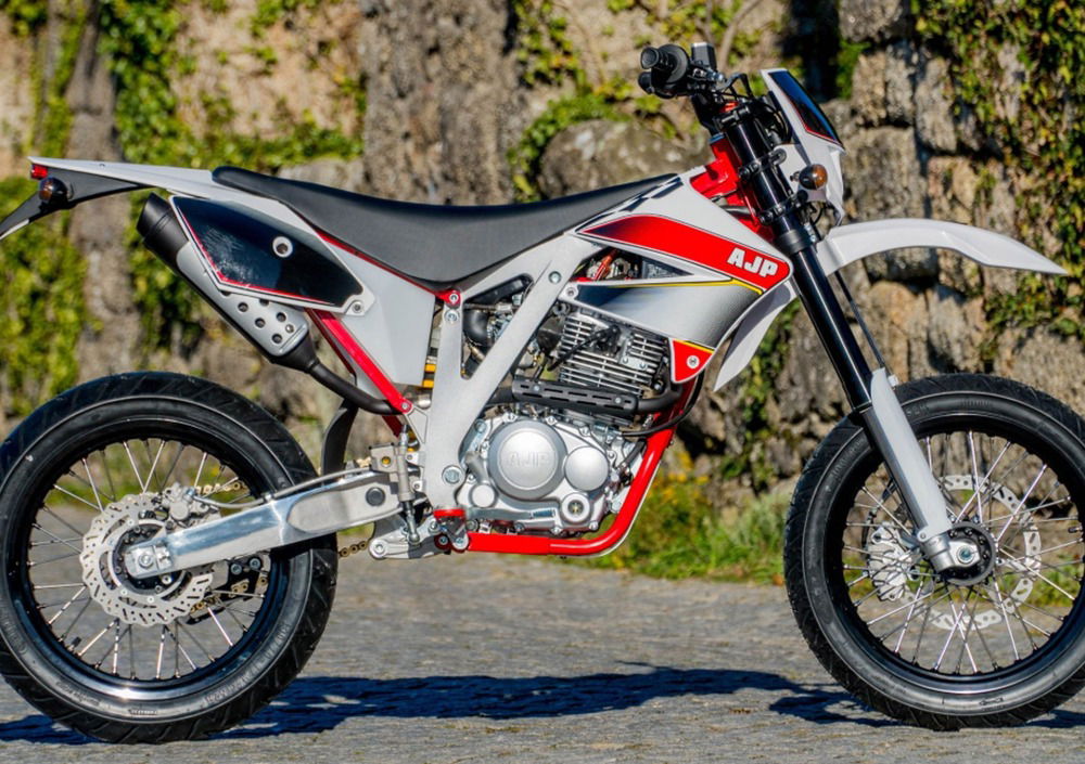 AJP PR3 125 Supermoto Pro (2019 - 20)