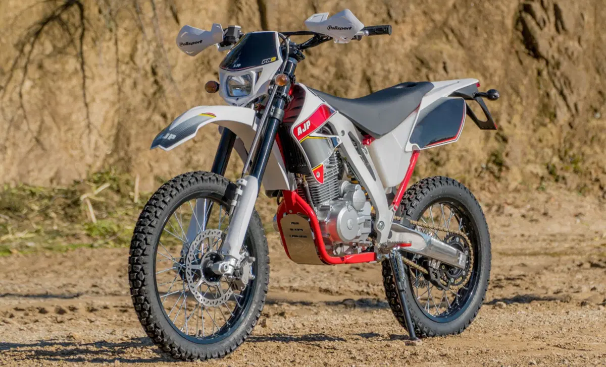 AJP PR3 240 Enduro PR3 240 Enduro Pro (2019 - 20) (2)